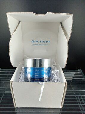 Skinn Divine Elixir Hydrating Algae Gel Cream 50ml Sealed